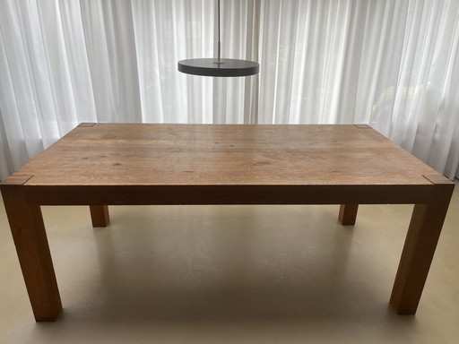 Table de salle à manger en bois de chêne