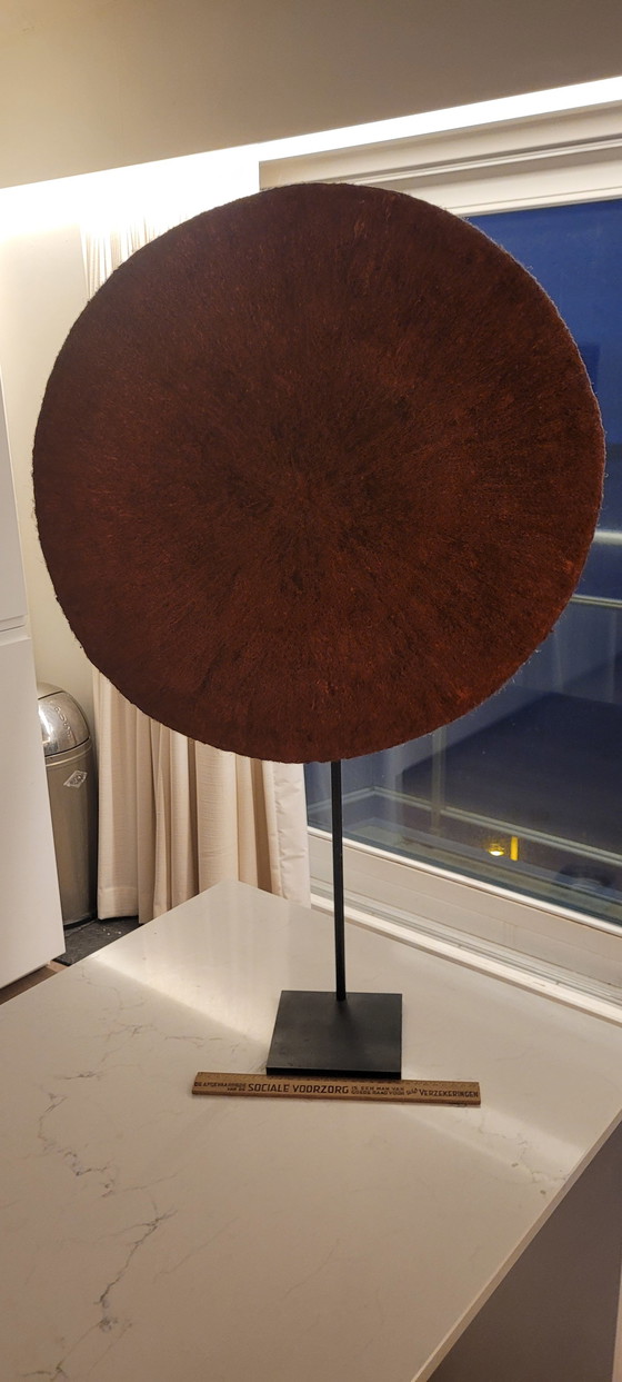 Image 1 of Chapeau zoulou rouge original avec de vrais poils de pubis