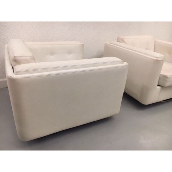 Image 1 of Ensemble de 2 fauteuils vintage en skaï blanc par Zanotta, 1965s