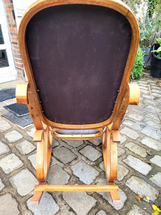 Image 1 of Chaise Rocking Chair À Bascule.