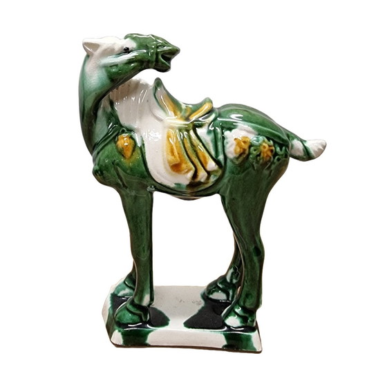 Image 1 of Cheval en céramique de style Tang au milieu du 20e siècle