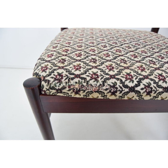 Image 1 of Ensemble de 4 chaises en tissu et bois du milieu du siècle, Mid Century, Tchécoslovaquie, années 1970