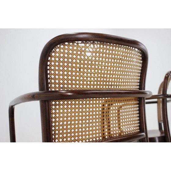 Image 1 of Paire de fauteuils vintage en bois courbé No. 811 par Josef Hoffmann pour Thonet, Tchécoslovaquie années 1920