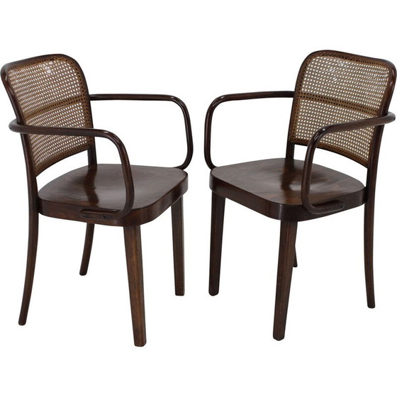 Image 1 of Paire de fauteuils vintage en bois courbé No. 811 par Josef Hoffmann pour Thonet, Tchécoslovaquie années 1920