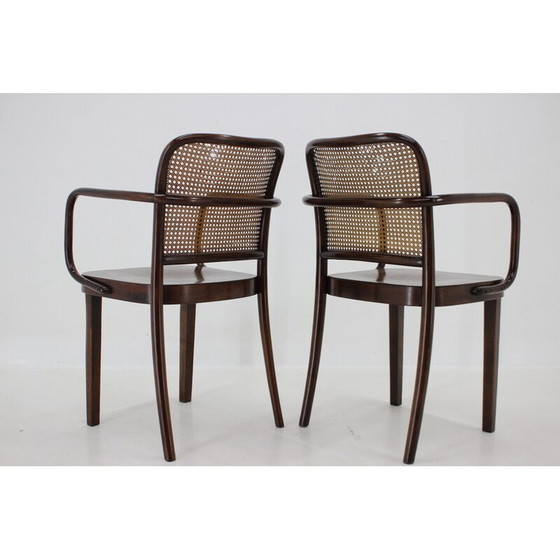 Image 1 of Paire de fauteuils vintage en bois courbé No. 811 par Josef Hoffmann pour Thonet, Tchécoslovaquie années 1920