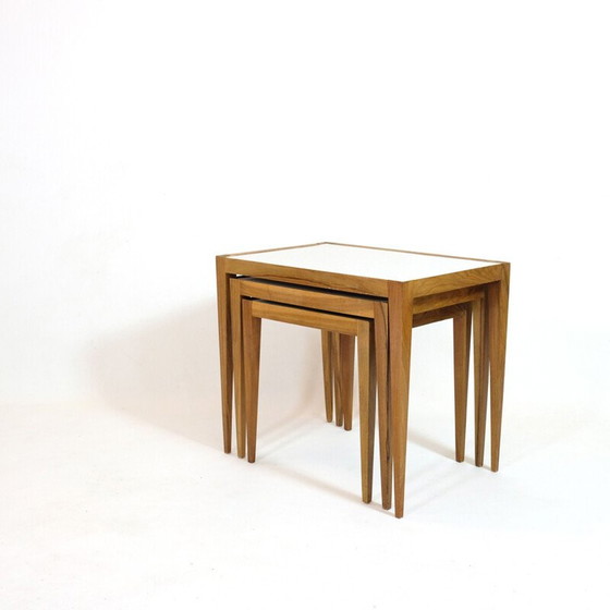 Image 1 of Tables gigognes vintage en noyer, 1960