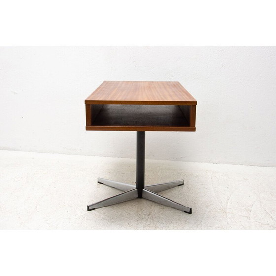Image 1 of Table d'appoint pivotante vintage en acajou, Tchécoslovaquie 1970