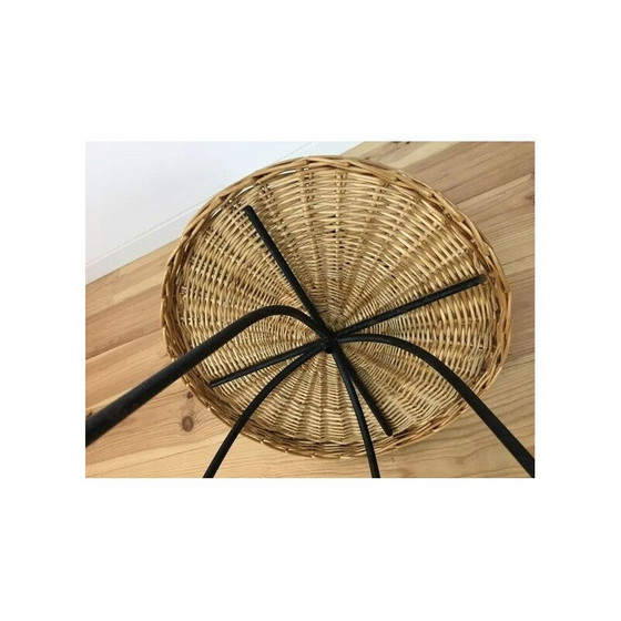 Image 1 of Table d'appoint portable en osier et métal, 1950