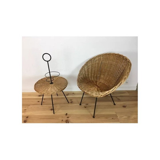 Image 1 of Table d'appoint portable en osier et métal, 1950