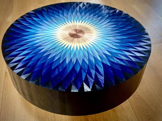 Image 1 of Table Rosace Marqueterie De Paille