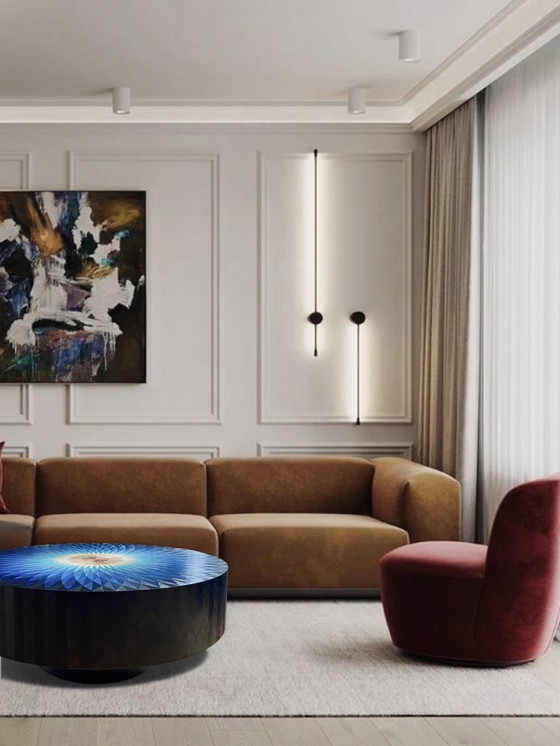 Image 1 of Table Rosace Marqueterie De Paille