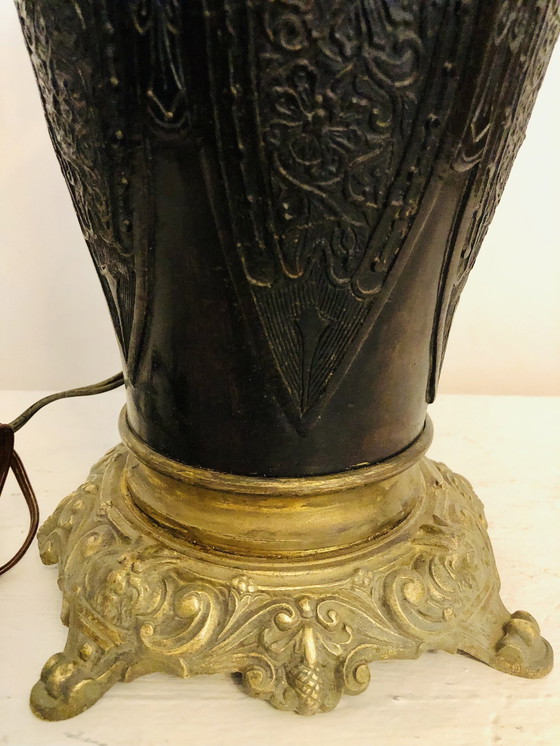 Image 1 of Lampe Asiatique En Bronze Patiné Et Doré 