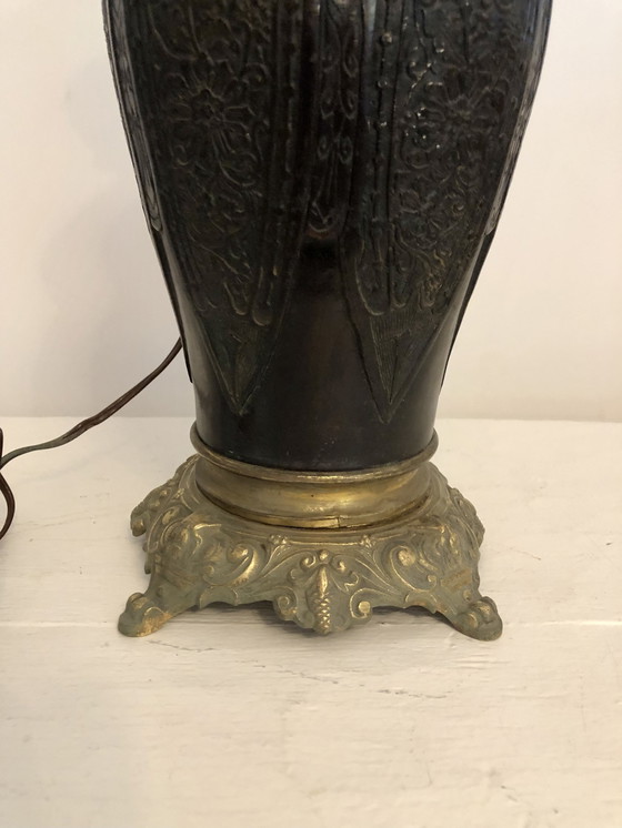 Image 1 of Lampe Asiatique En Bronze Patiné Et Doré 