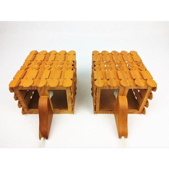 Image 1 of Paire d'appliques en pin scandinave vintage 1960's