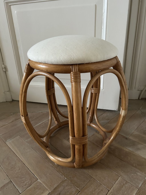 Tabouret en bambou professionnellement recouvert de lin