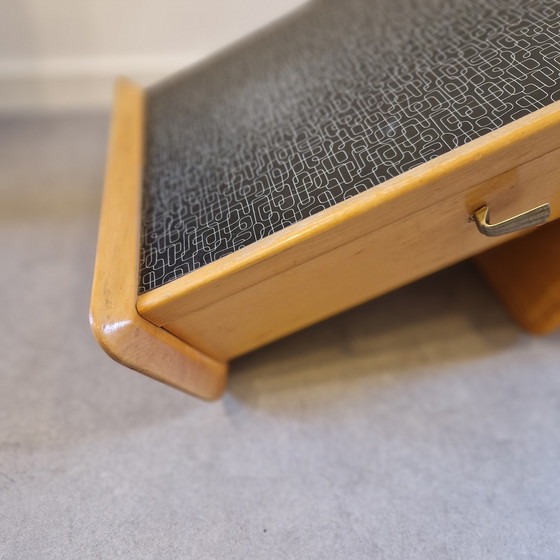 Image 1 of 50's 2 Tables de nuit vintage Tables de nuit flottantes