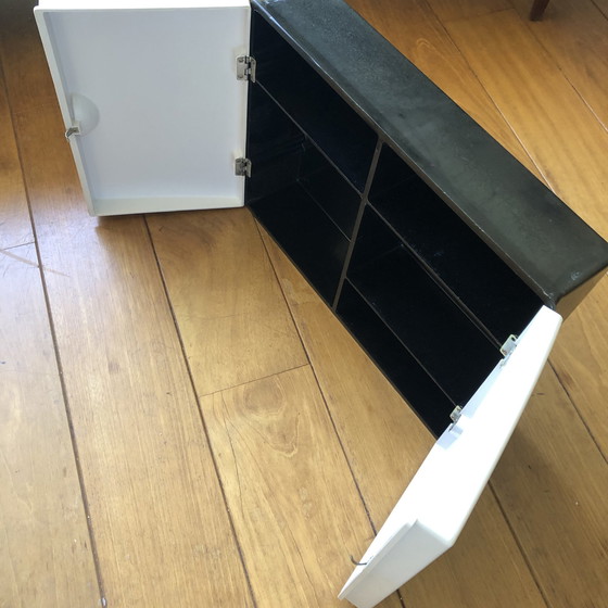 Image 1 of Armoire murale Plastic Press Milano