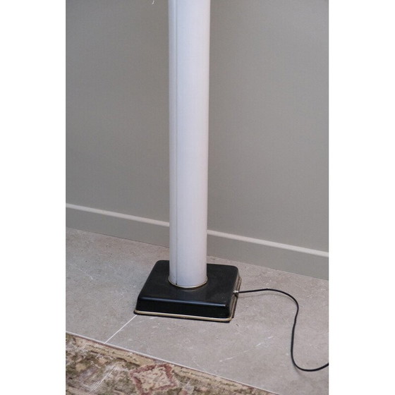 Image 1 of Lampadaire Tulipe vintage en perspex et laiton pour Rougier, Canada 1980