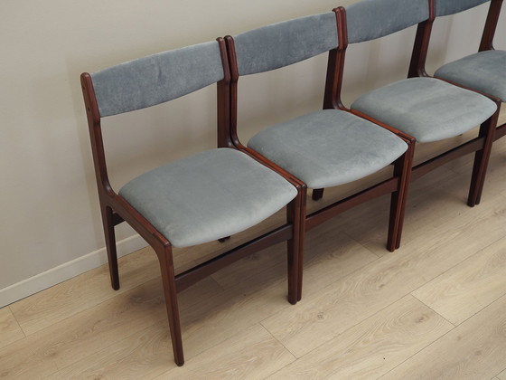 Image 1 of Ensemble de quatre chaises en acajou, design danois, années 1970, fabrication : Danemark