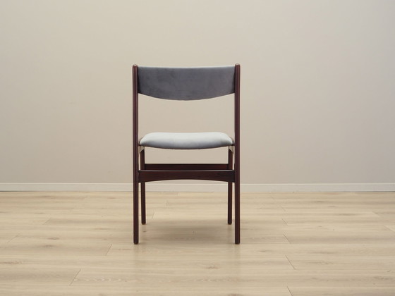 Image 1 of Ensemble de quatre chaises en acajou, design danois, années 1970, fabrication : Danemark