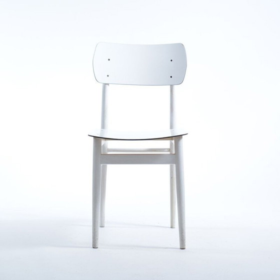 Image 1 of Chaise blanche du milieu du siècle par T On en chêne et formica, Tchécoslovaquie années 1960