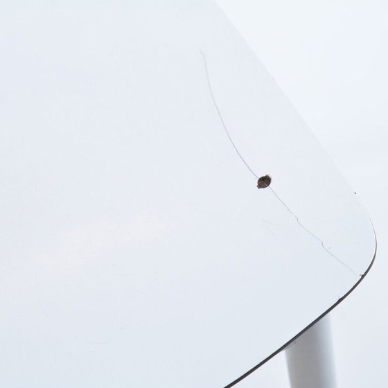 Image 1 of Chaise blanche du milieu du siècle par T On en chêne et formica, Tchécoslovaquie années 1960