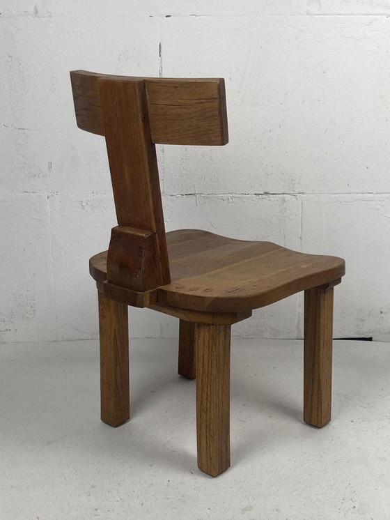 Image 1 of Chaise basse ou chaise d'enfant en chêne brutaliste, 1970S