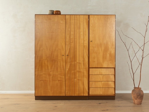  Armoire des années 1950