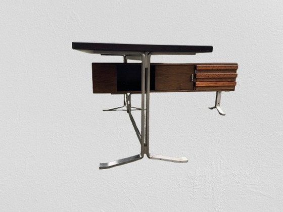 Image 1 of Bureau d'angle Par Gianni Moscatelli Pour Formanova