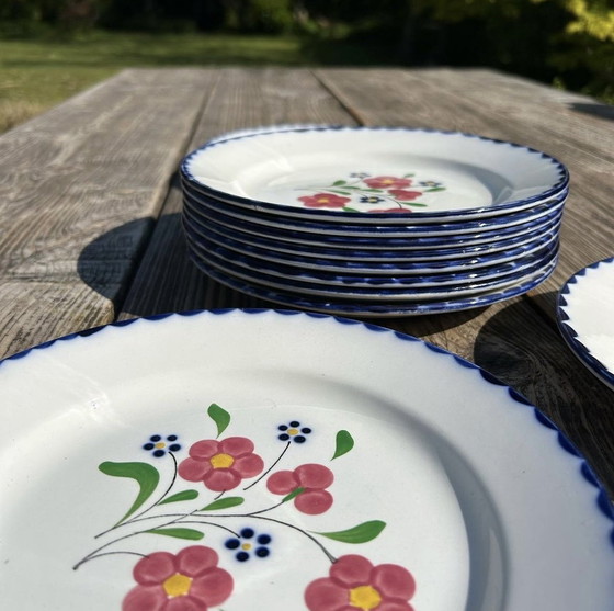 Image 1 of Assiettes Et Assiettes À Dessert Rosemonde De La Faïencerie Salins