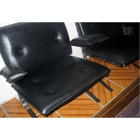 Image 1 of Paire de fauteuils "Joker" vintage en acier chromé et cuir noir par Olivier Mourgue pour Airborn, France 1970