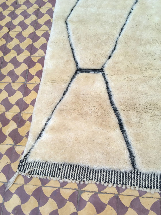 Image 1 of Tapis Mrirt D'Exception Berbère 307 X 204 Cm