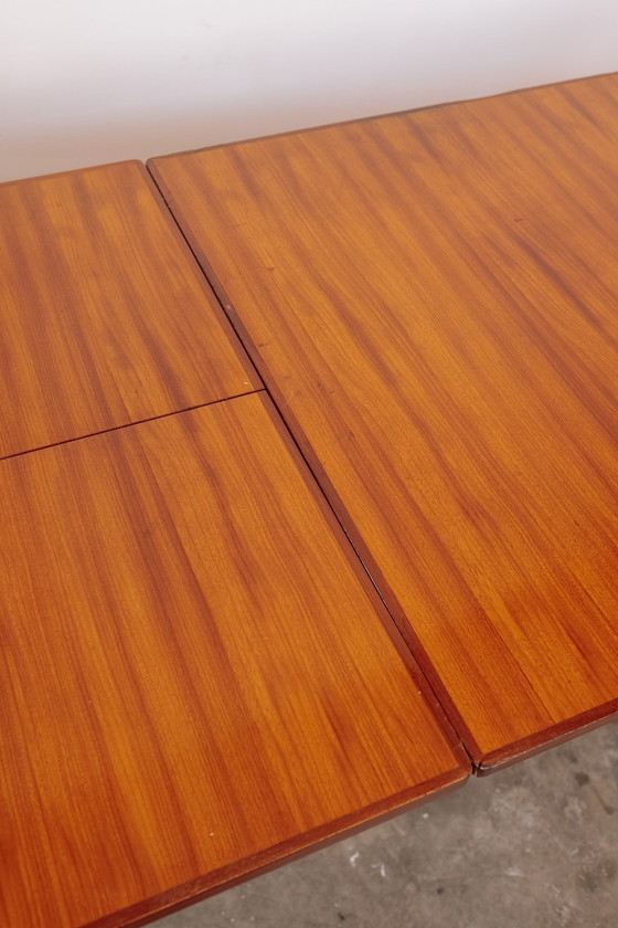 Image 1 of Table à manger extensible vintage 1960