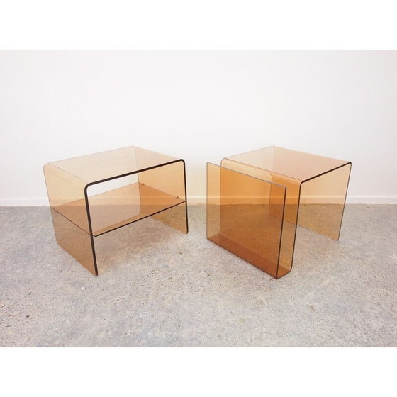 Image 1 of Paire de tables d'appoint vintage en lucite fumée Michel