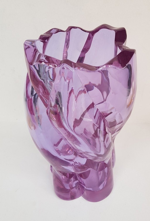 Vase de Bohème en cristal de néodyme