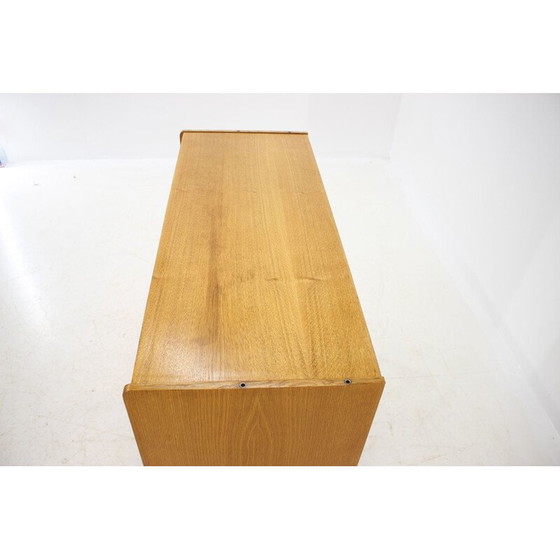 Image 1 of Buffet vintage en bois de chêne par Jiří Jiroutek, Tchécoslovaquie 1960