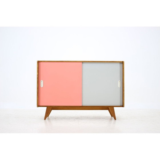 Image 1 of Buffet vintage en bois de chêne par Jiří Jiroutek, Tchécoslovaquie 1960