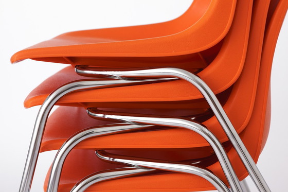 Image 1 of Chaises empilables vintage 1970S