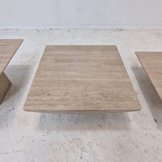 Image 1 of Ensemble de 3 tables basses vintage en travertin, Italie 1980