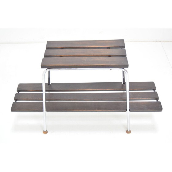 Image 1 of Table d'appoint vintage en bois et chrome Tchécoslovaquie 1970