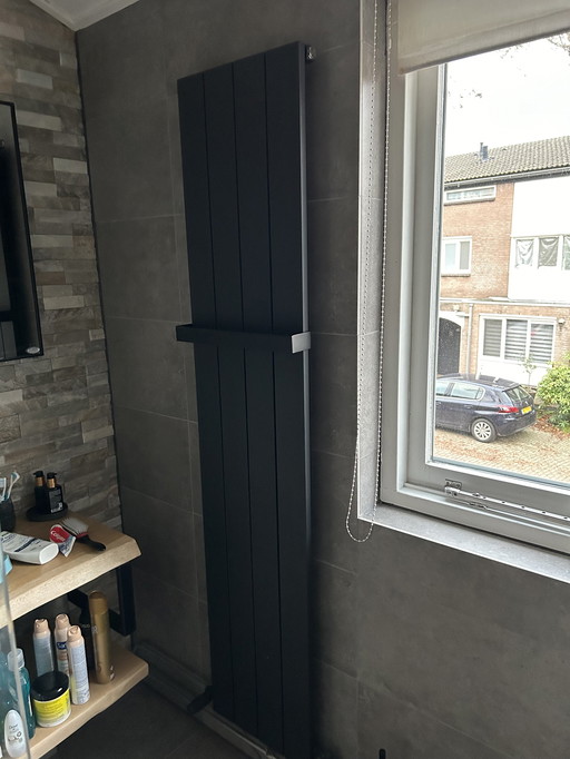 Eastbrook Radiateur aluminium vertical Charlton Anthracite