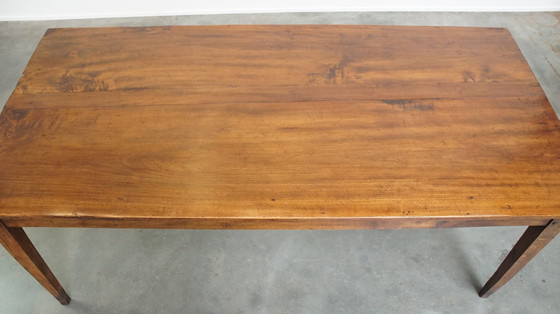 Image 1 of Table de salle à manger en bois fruitier avec 2 tiroirs