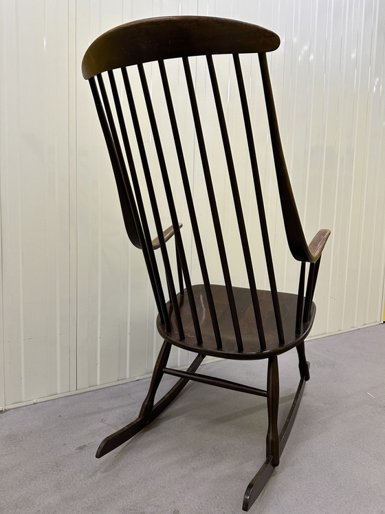 Image 1 of Fauteuil à bascule Nesto 'Grandessa' par Lena Larsson