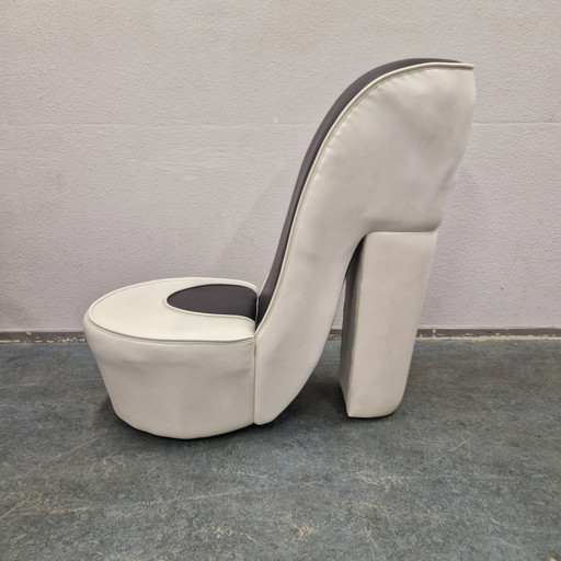 Chaise à talons vintage des années 90