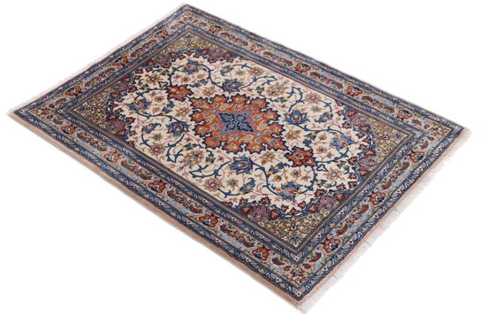 Image 1 of Silk Foundation Isfahan Masterpiece Carpet - Laine et soie fines