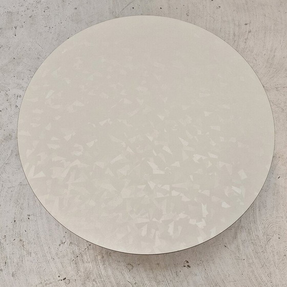 Image 1 of Table basse vintage "Circle" en bois plaqué blanc et acier chromé par Pierre Paulin pour Artifort, 2010