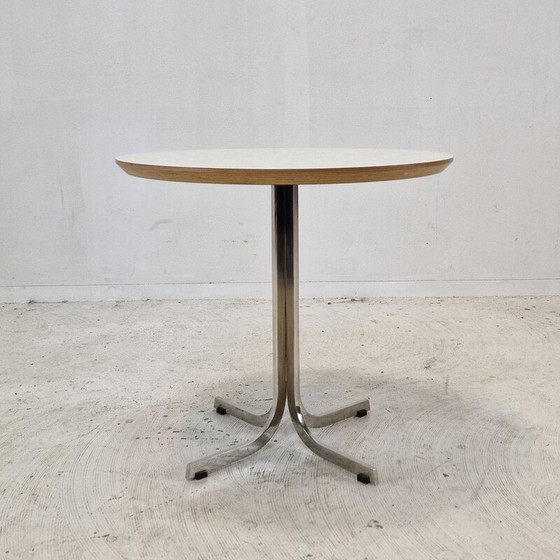 Image 1 of Table basse vintage "Circle" en bois plaqué blanc et acier chromé par Pierre Paulin pour Artifort, 2010