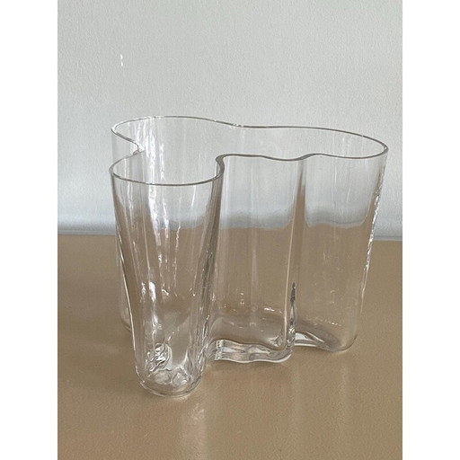 Vase vintage en verre transparent 3030 Savoy par Alvar Aalto pour Iittala, Finlande