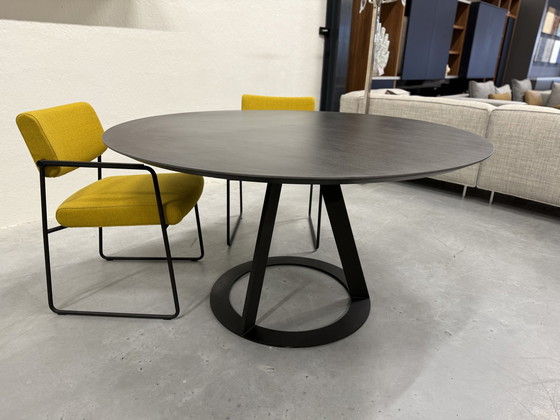 Image 1 of Harvink Fier Table de salle à manger ronde en céramique D140xH76