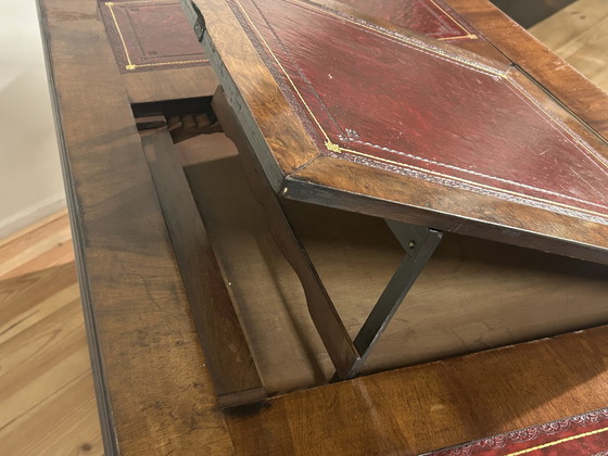 Image 1 of Bureau vintage anglais unique avec tiroirs coulissants